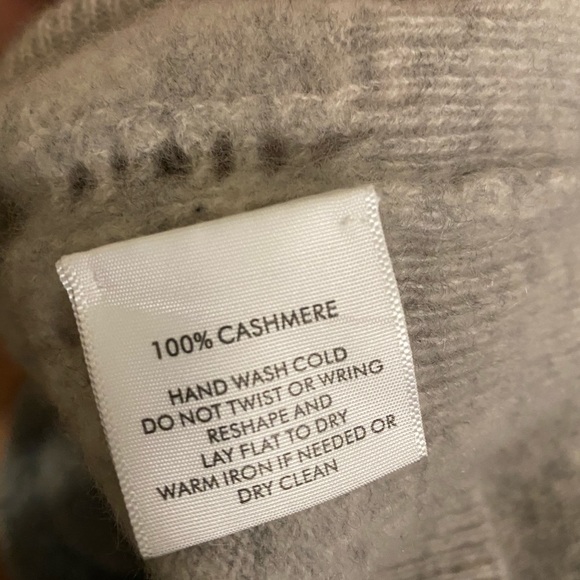 Cashmere Sweater - Picture 2 of 6